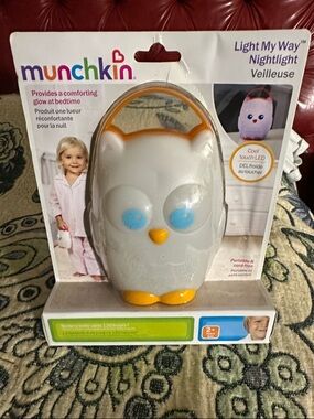 Munchkin Owl Nightlight - White, Blue & Yellow
